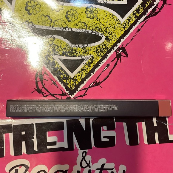 MAC Cosmetics Lip Pencil | CRAYON À LÈVRES - Picture 3 of 5